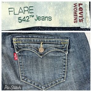 Levi's 542 Flare bootcut Jeans Women 16W Medium(34X32) mid rise Medium Wash‎